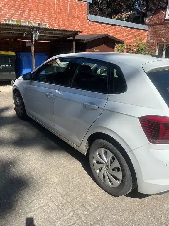 Gebraucht VW Polo Life 95 PS (69 kW) 2021 Weiß Kleinwagen