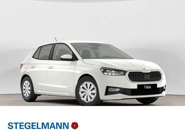 Candyweiss Neu 2025 Skoda Fabia Essence Limousine | 18.800 € (Fairer Preis) - Bild 1/4