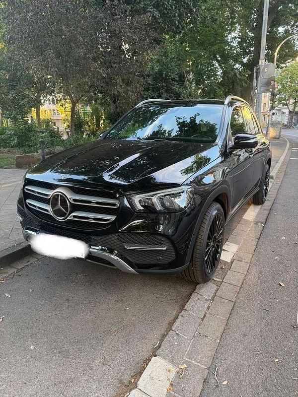 Schwarz Gebraucht 2020 Mercedes GLE350 SUV | 47.600 € - Bild 1/4