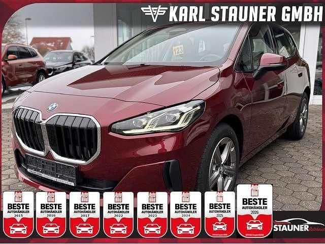 Piemont rot metallic Gebraucht 2024 BMW 218 Van / Kleinbus | 25.980 € (Guter Preis) - Bild 1/2
