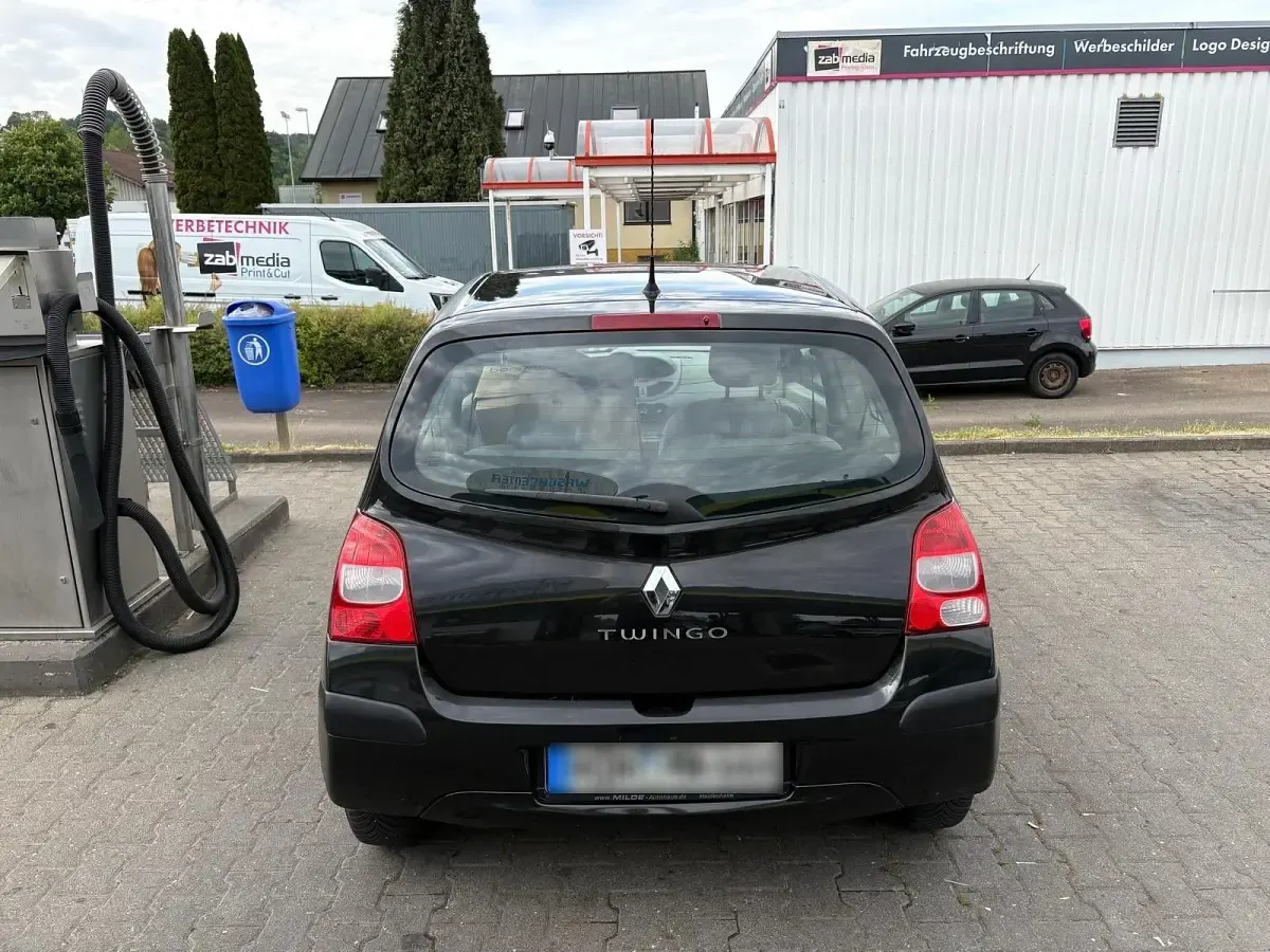 Gebraucht Renault Twingo 69 PS (50 kW) 2007 Schwarz Kleinwagen