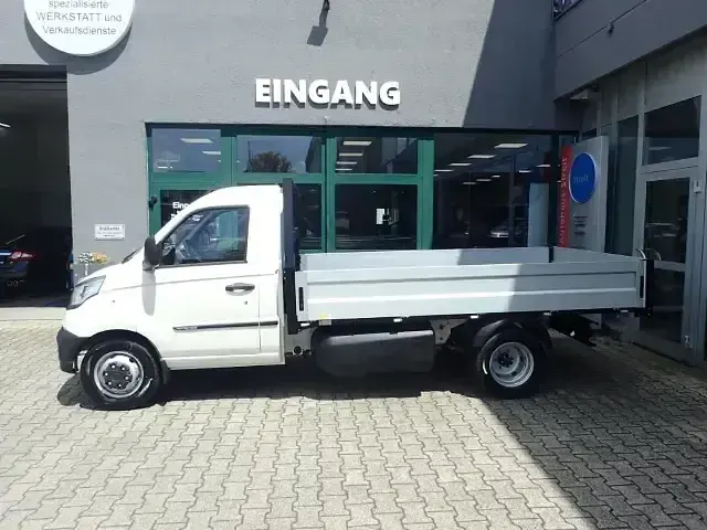 Neu Piaggio Porter 2025 Weiss