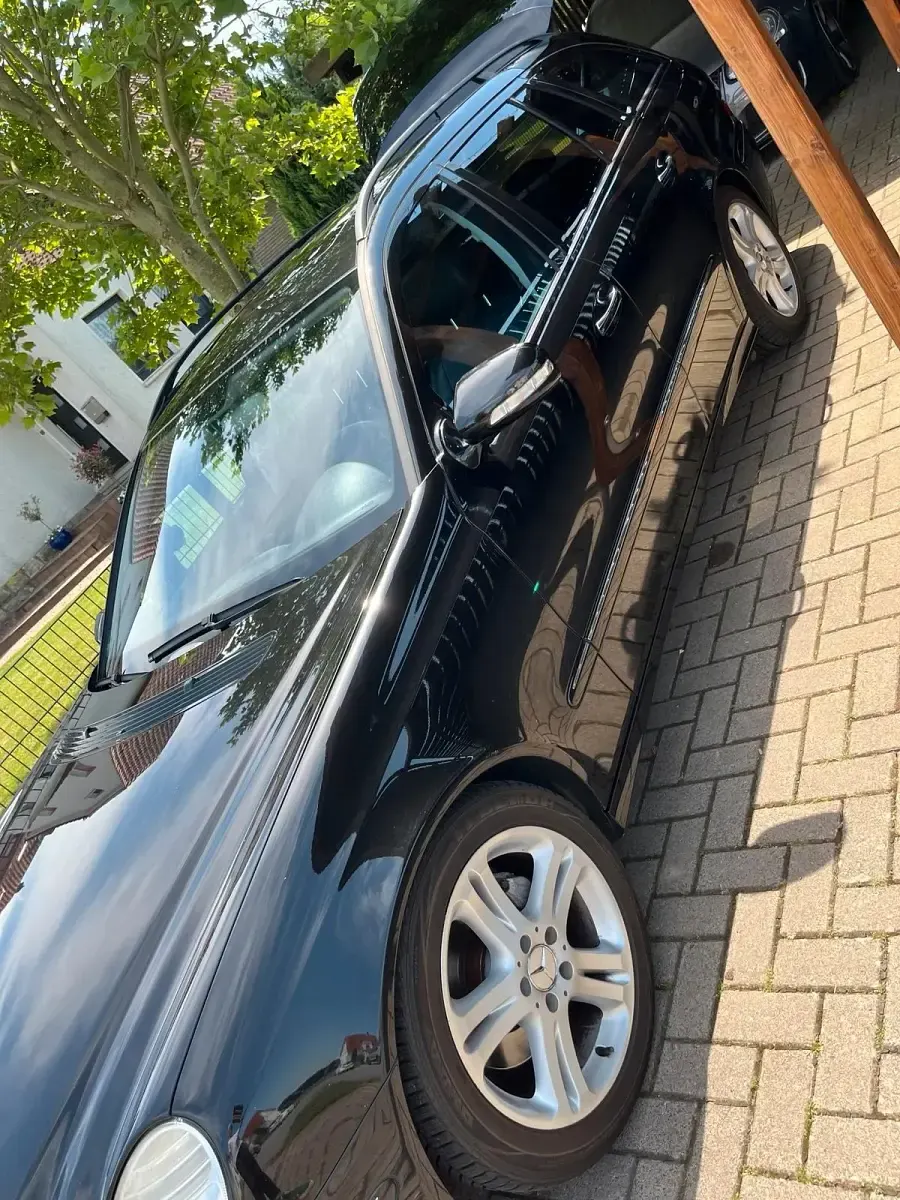 Gebraucht Mercedes E280 231 PS (169 kW) 2007 Schwarz Kombi