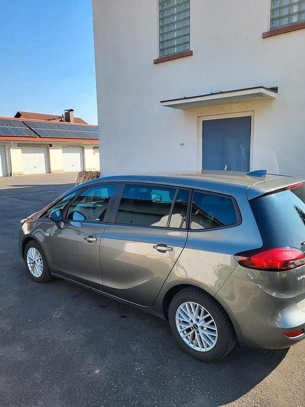 Gebraucht Opel Zafira 130 PS (95 kW) 2017 Van / Kleinbus