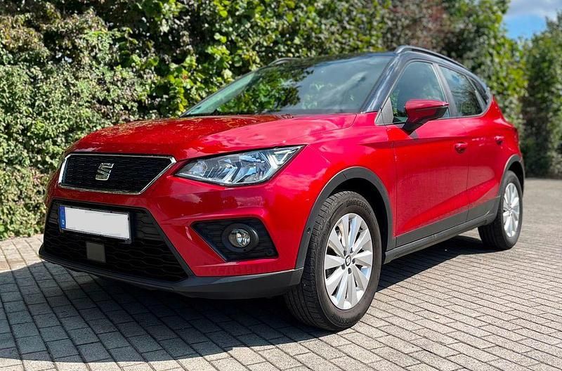 Rot Gebraucht 2021 Seat Arona Style SUV | 14.500 € (Fairer Preis) - Bild 1/4