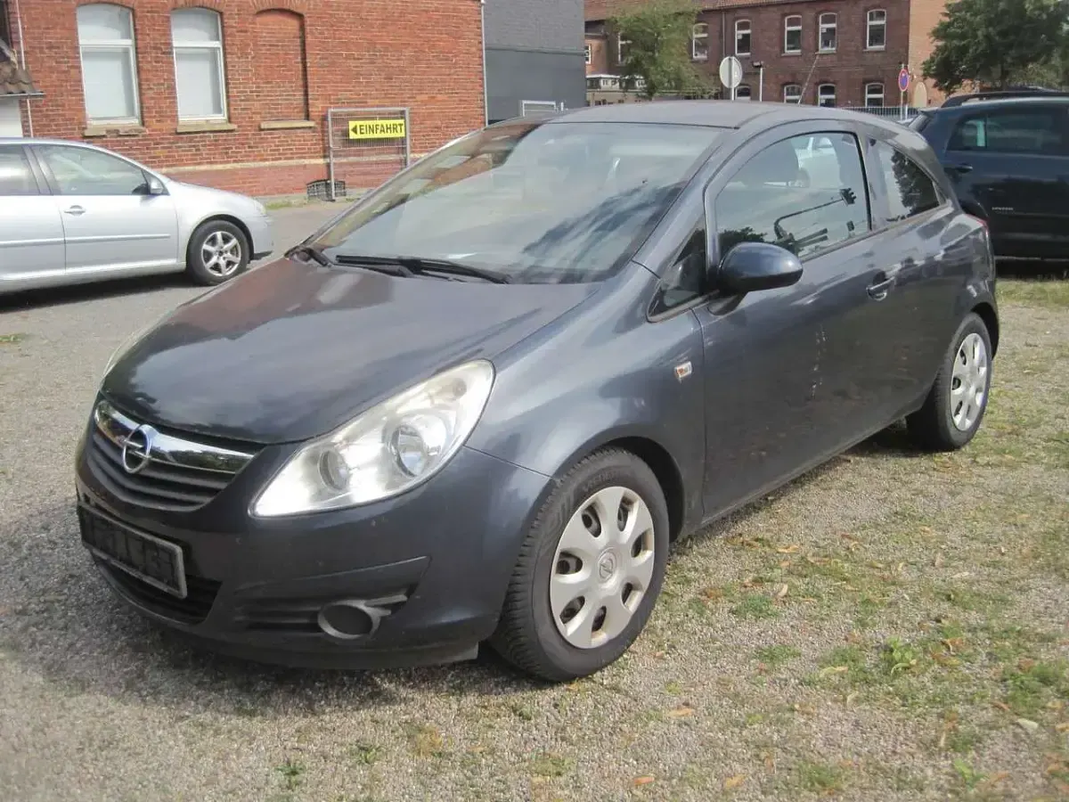 Gebraucht Opel Corsa Edition 80 PS (58 kW) 2009 Metro m2 Kleinwagen