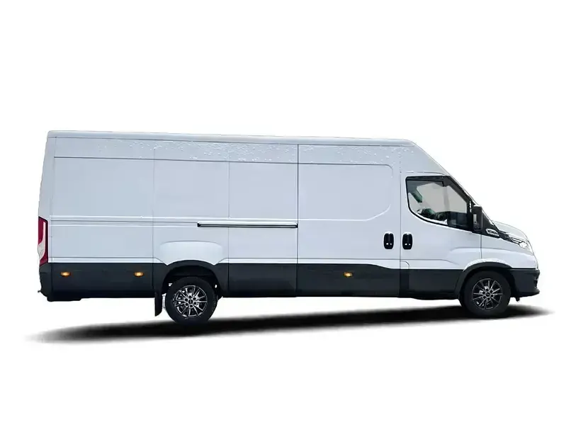 Gebraucht Iveco Daily 2022 Weiss Limousine