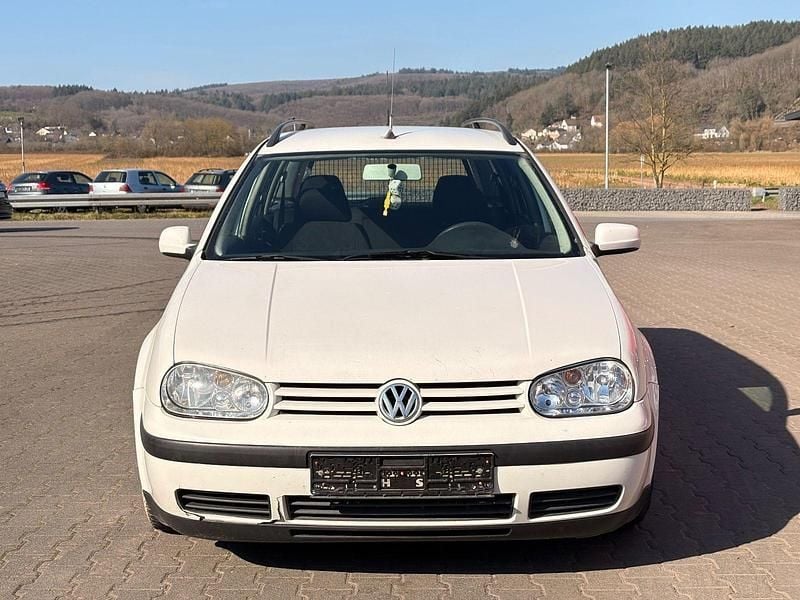 Gebraucht VW Golf III 90 PS (66 kW) 1999 Weiß Kombi