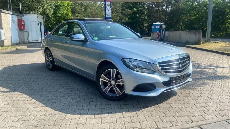 Silber Gebraucht 2016 Mercedes C180 Limousine | 16.900 € (Guter Preis) - Bild 1/4