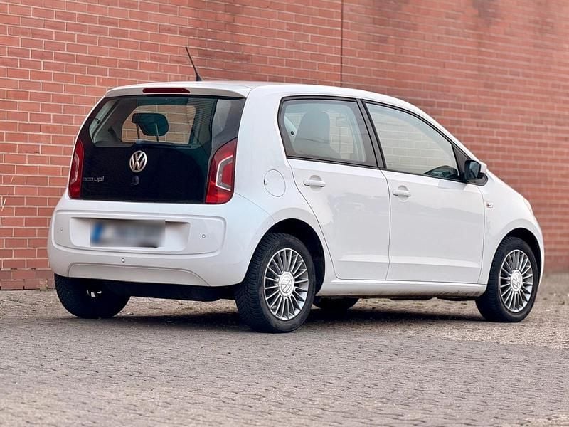 Weiß Gebraucht 2017 VW up! high up! Kleinwagen | 4.600 € (Guter Preis) - Bild 1/4