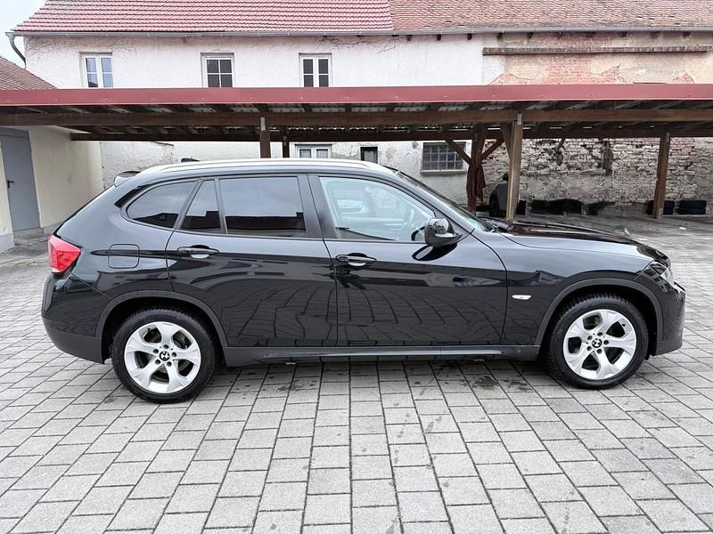 Gebraucht BMW X1 xLine 143 PS (105 kW) 2011 Schwarz SUV