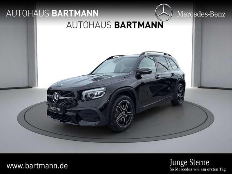 Nachtschwarz unilack Gebraucht 2022 Mercedes GLB220 AMG line SUV | 43.900 € (Fairer Preis) - Bild 1/4