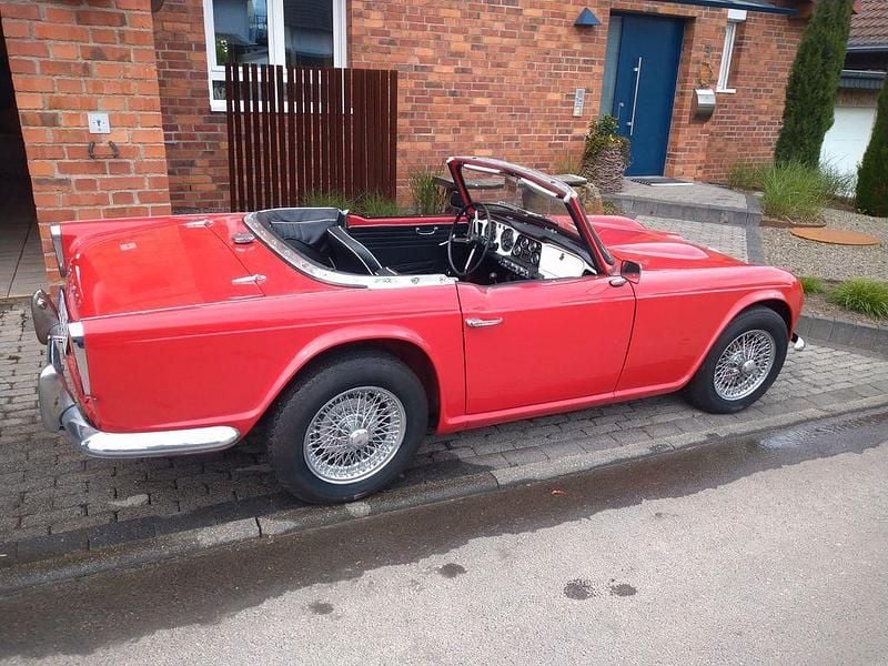 Gebraucht Triumph TR4 101 PS (74 kW) 1962 Rot Cabrio