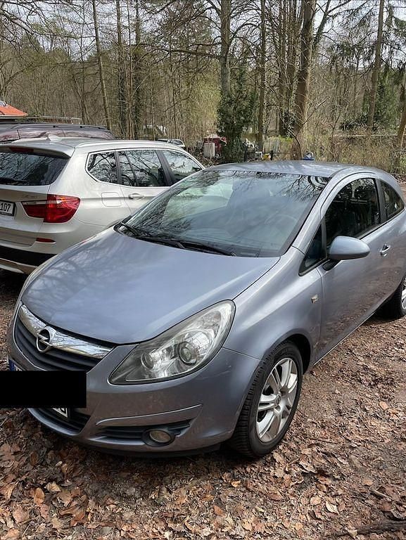 Gebraucht Opel Corsa Innovation 60 PS (44 kW) 2009 Silber Kleinwagen
