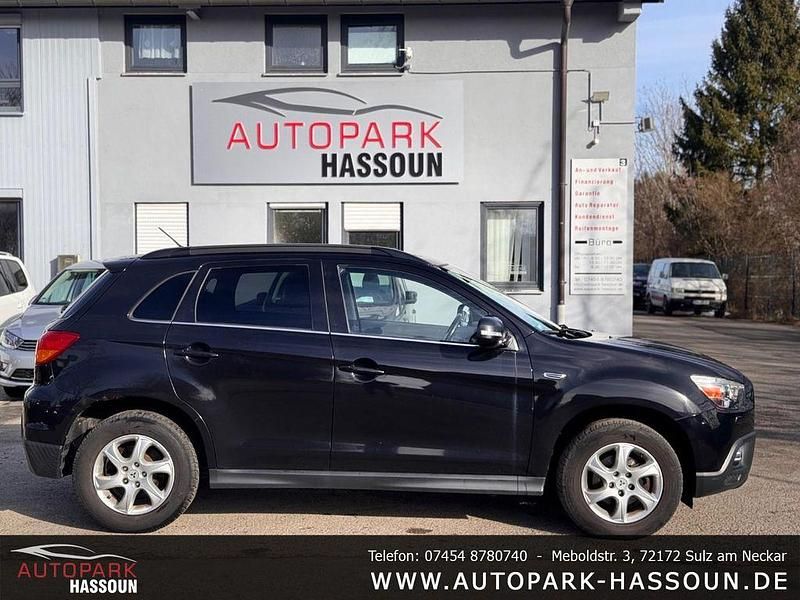 Gebraucht Mitsubishi ASX Intense 150 PS (110 kW) 2011 Pantherschwarz (p) SUV