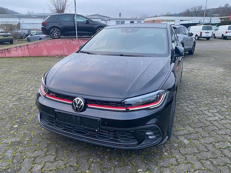 Gebraucht VW Polo IQ Drive 207 PS (152 kW) 2024 Deep black perleffekt Limousine