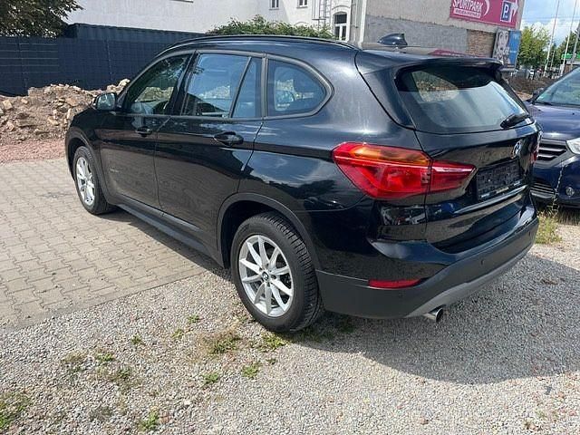 Gebraucht BMW X1 Performance 150 PS (110 kW) 2017 Black sapphire metallic SUV