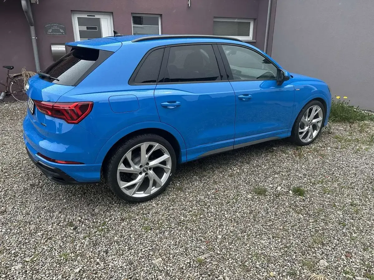 Gebraucht Audi Q3 S-Line 150 PS (110 kW) 2020 Blau SUV