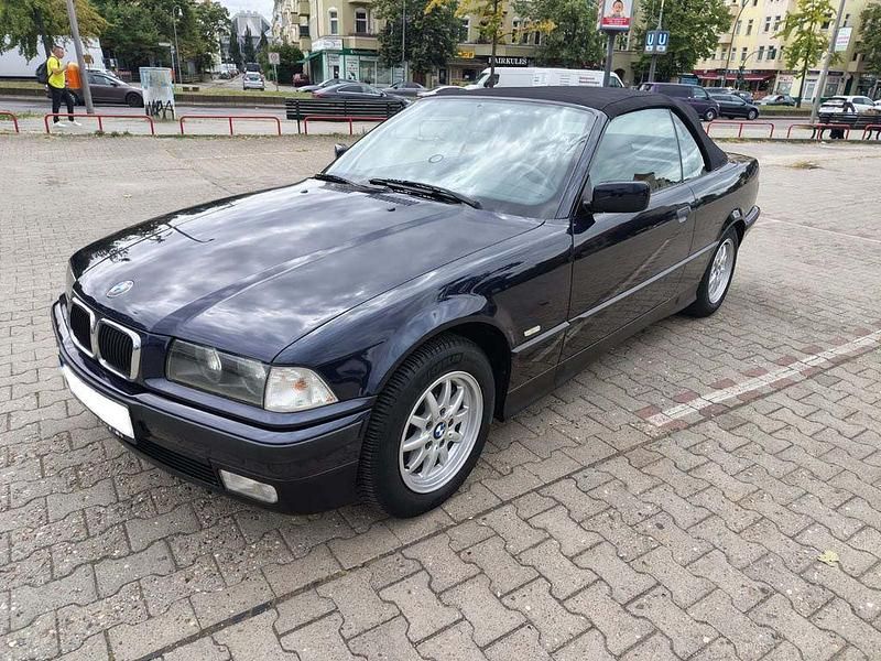 Blau Gebraucht 1998 BMW 328 Cabriolet Sport Line Cabrio | 22.999 € - Bild 1/4