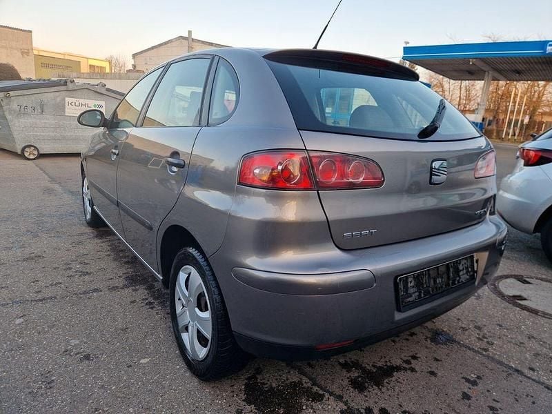 Gebraucht Seat Ibiza 64 PS (47 kW) 2004 Grau Kleinwagen