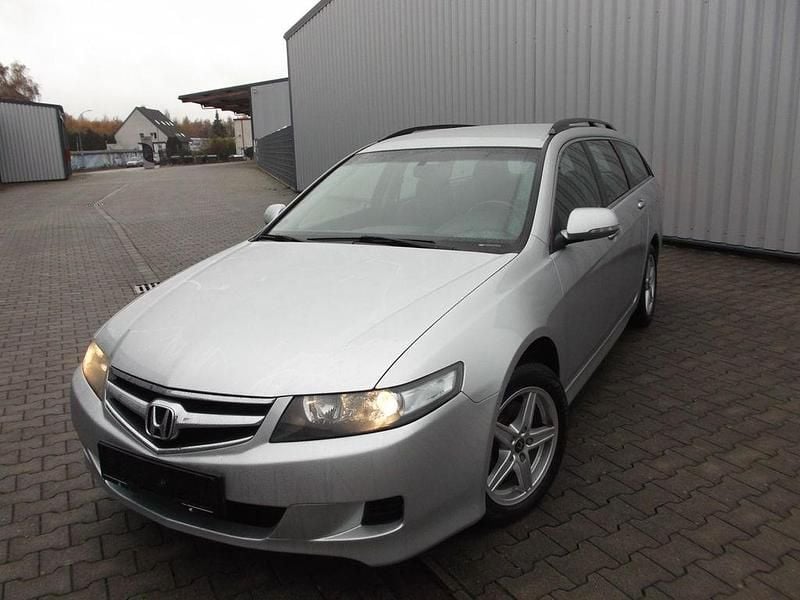 Silber Gebraucht 2007 Honda Accord Executive Kombi | 3.200 € (Fairer Preis) - Bild 1/4