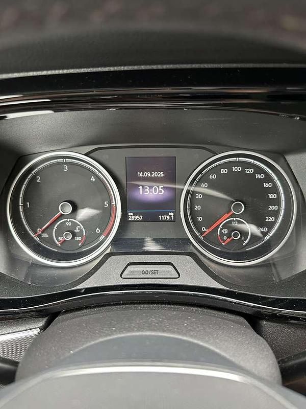 Gebraucht VW Multivan Generation Six 150 PS (110 kW) 2022 Grau Van