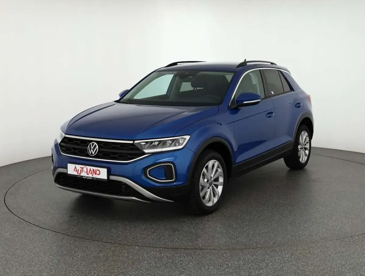Gebraucht VW T-Roc 150 PS (110 kW) 2023 Blau SUV