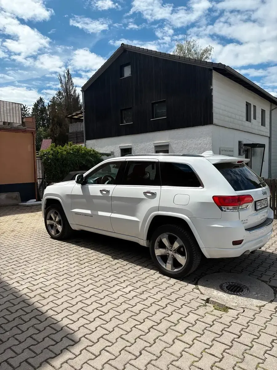 Gebraucht Jeep Grand Cherokee 243 PS (178 kW) 2014 Weiß SUV