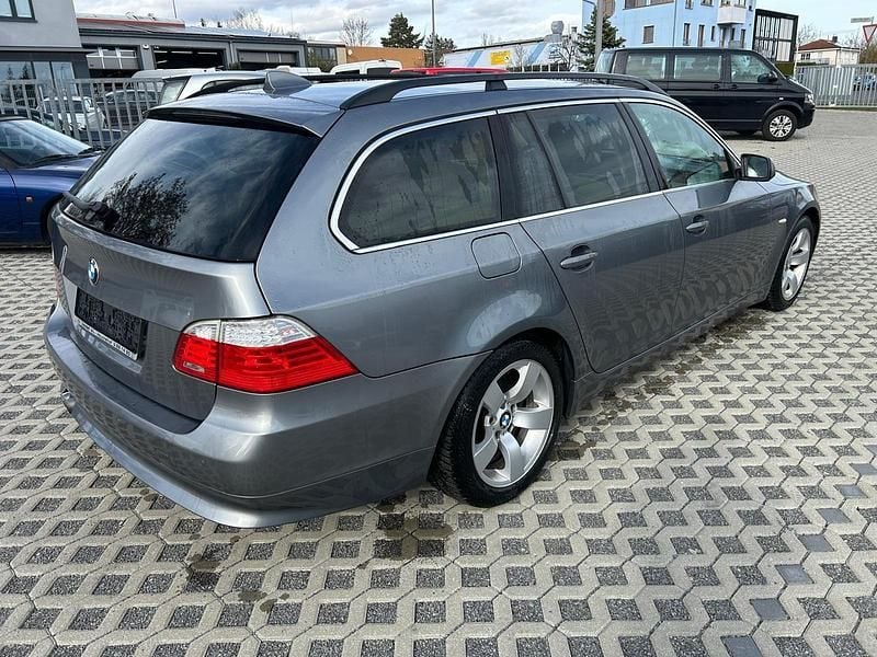 Gebraucht BMW 523 190 PS (139 kW) 2008 Kombi