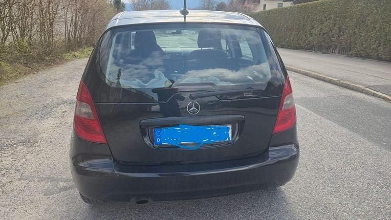 Gebraucht Mercedes A160 95 PS (69 kW) 2010 Schwarz Limousine