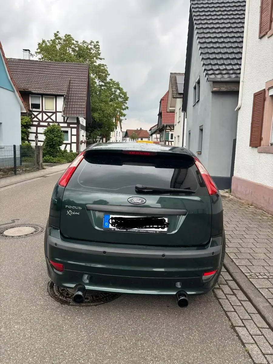 Gebraucht Ford Focus 115 PS (84 kW) 2005 Limousine