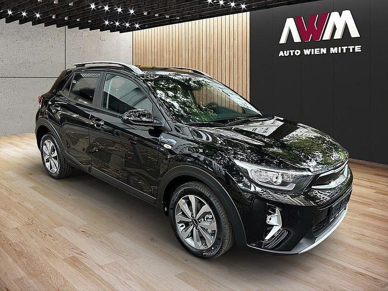 Schwarz Neu 2025 Kia Stonic Silver SUV | 22.480 € (Guter Preis) - Bild 1/4