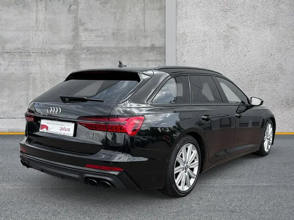 Gebraucht Audi S6 Ambiente 349 PS (256 kW) 2020 Mythosschwarz metallic Kombi