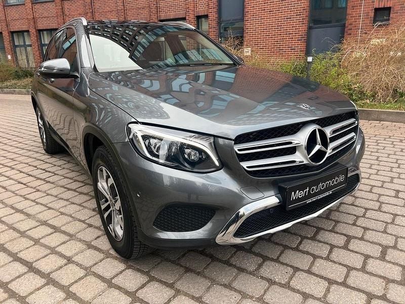 Gebraucht Mercedes GLC350 258 PS (189 kW) 2017 Grau SUV