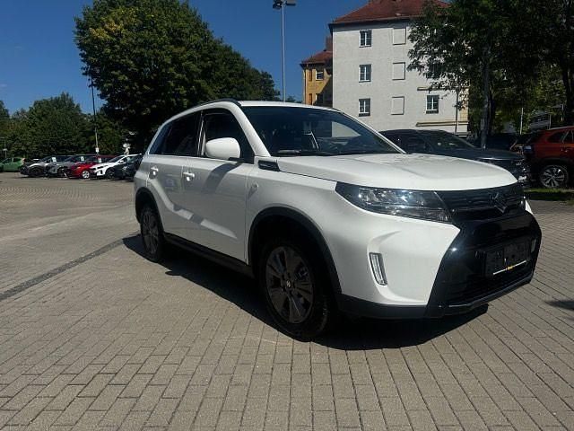 Gebraucht Suzuki Vitara Comfort 116 PS (85 kW) 2025 Weiß SUV