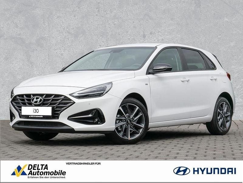 Polar white / sol Gebraucht 2022 Hyundai i30 Edition 30+ Limousine | 13.890 € (Guter Preis) - Bild 1/4