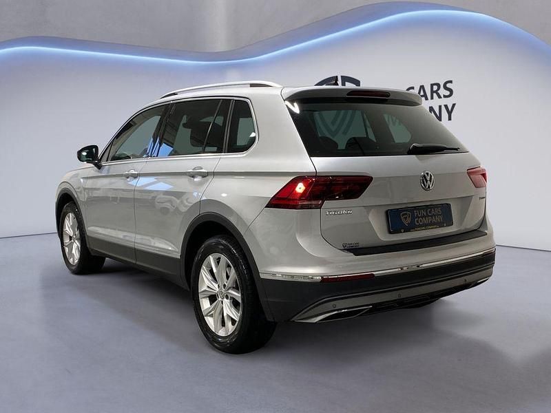Gebraucht VW Tiguan Highline 239 PS (175 kW) 2020 Silber SUV
