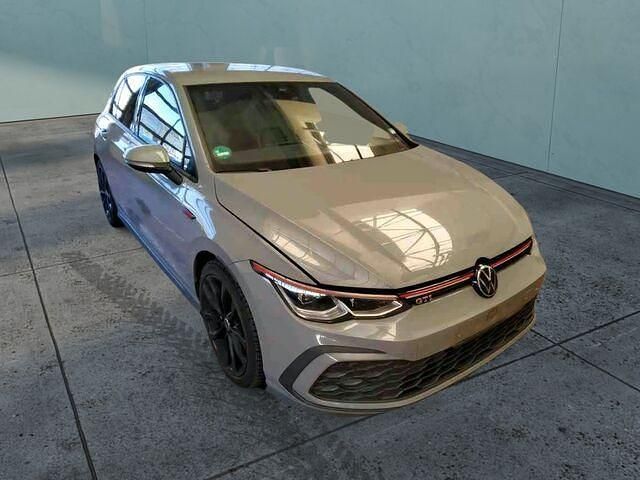 Gebraucht VW Golf VIII GTI 245 PS (180 kW) 2022 Grau Limousine