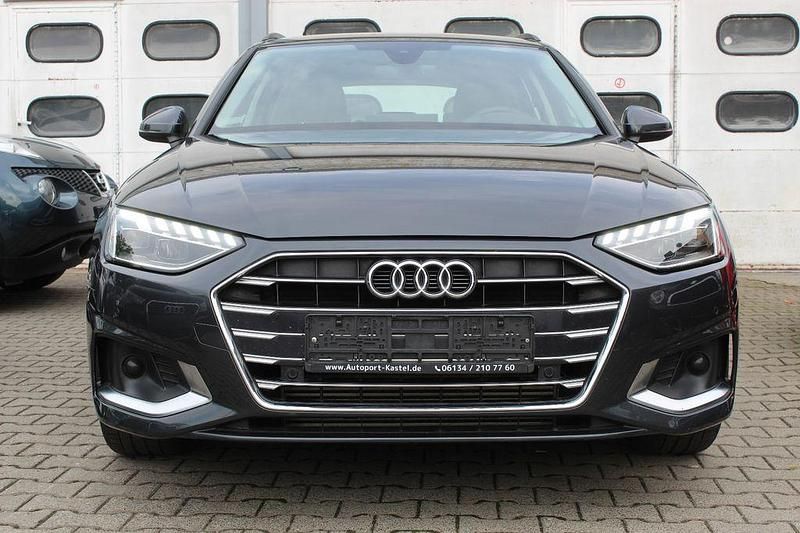 Gebraucht Audi A4 Advanced 150 PS (110 kW) 2021 Grau Kombi