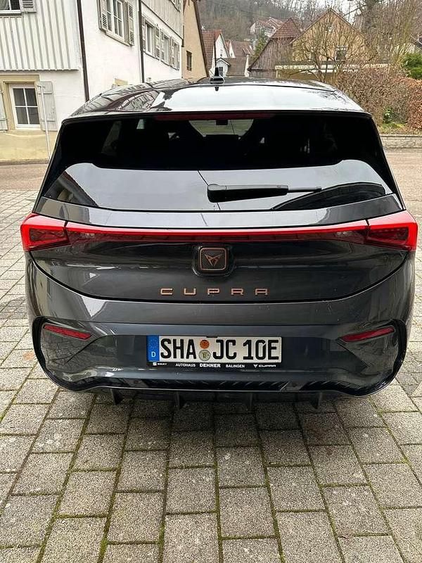 Gebraucht Cupra Born 150 kW (204 PS) 2022 Schwarz Kleinwagen