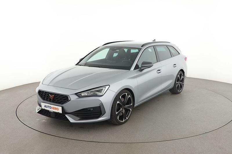 Silber Gebraucht 2022 Cupra Leon VZ Kombi | 30.490 € (Fairer Preis) - Bild 1/3