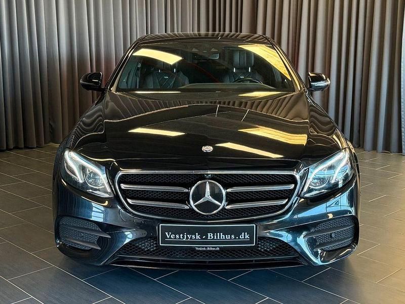 Gebraucht Mercedes E350 AMG line 258 PS (189 kW) 2016 Schwarz Limousine