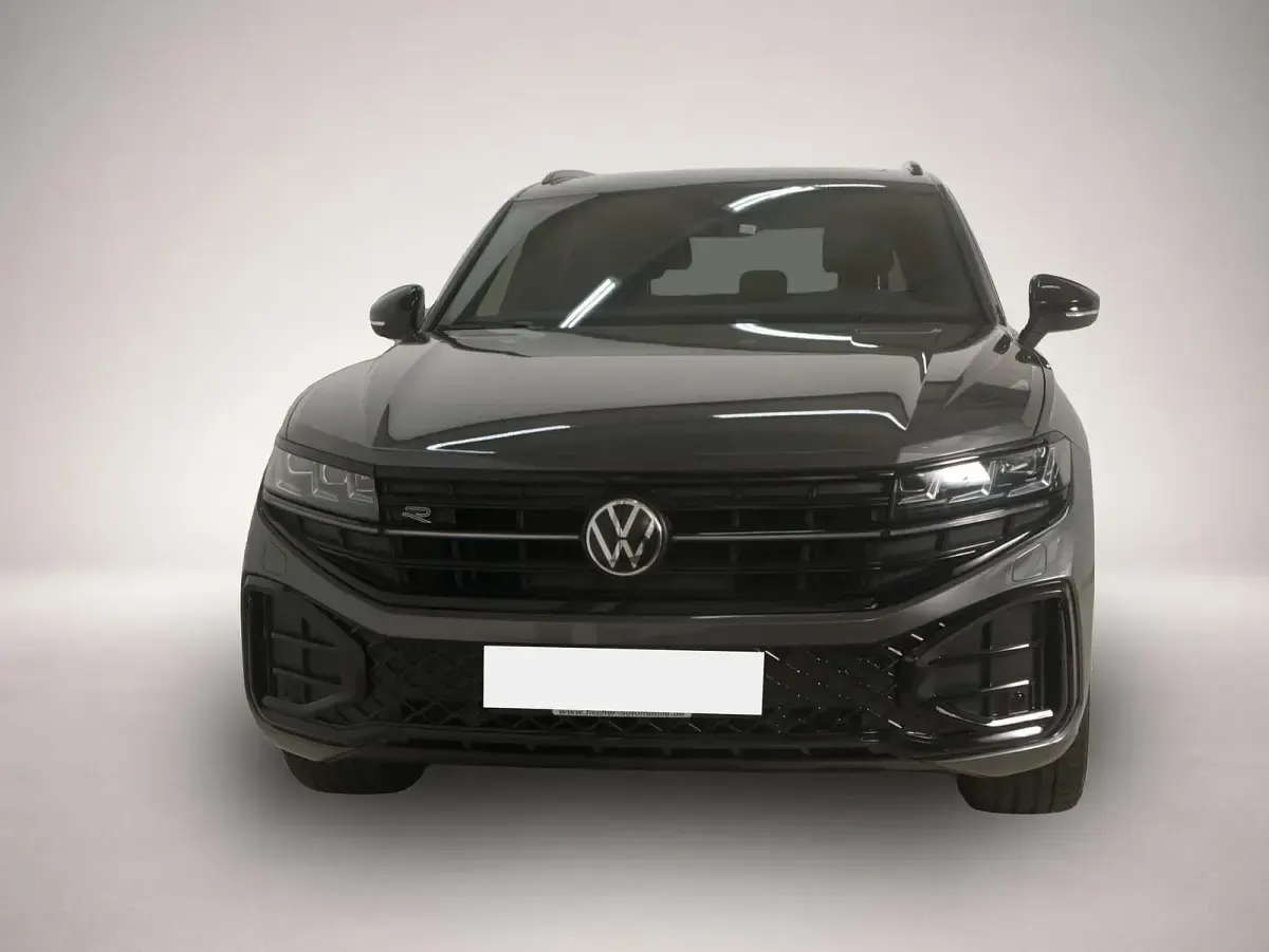 Gebraucht VW Touareg Style 286 PS (210 kW) 2025 Manufacturer SUV