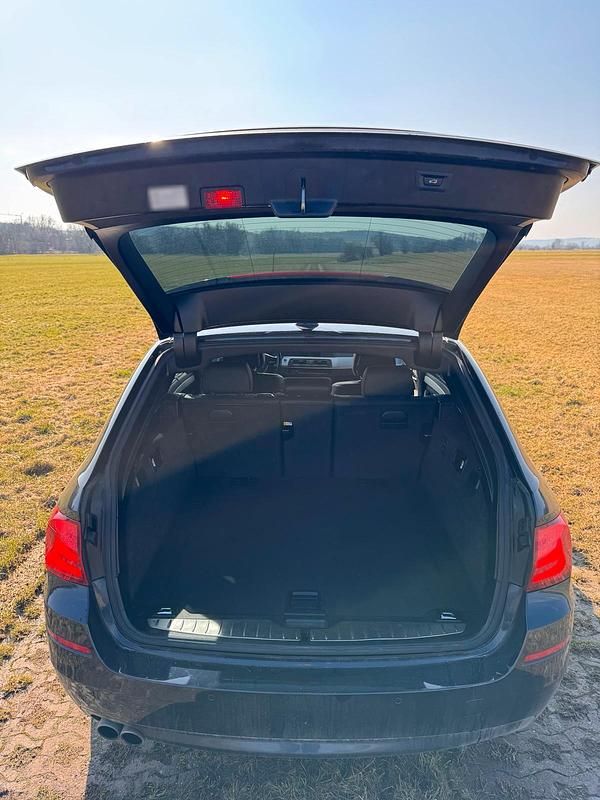 Gebraucht BMW 530 245 PS (180 kW) 2011 Kombi