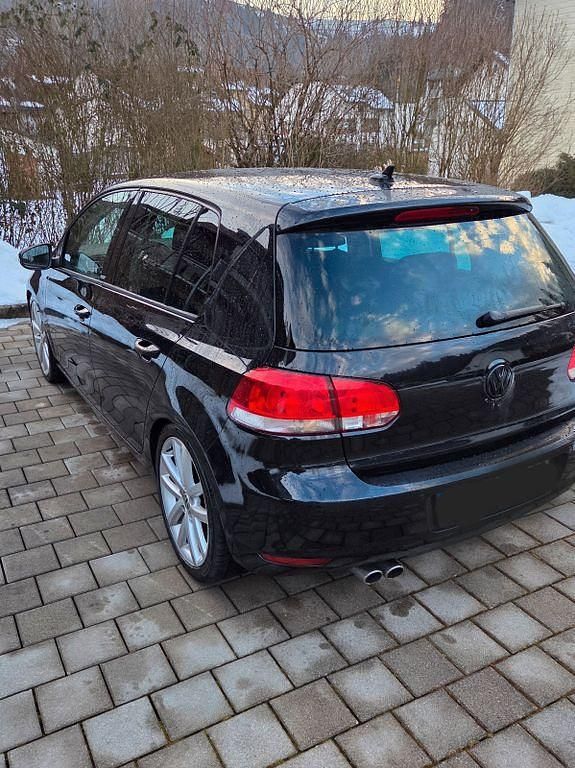 Gebraucht VW Golf VII Style 140 PS (102 kW) 2012 Schwarz Limousine