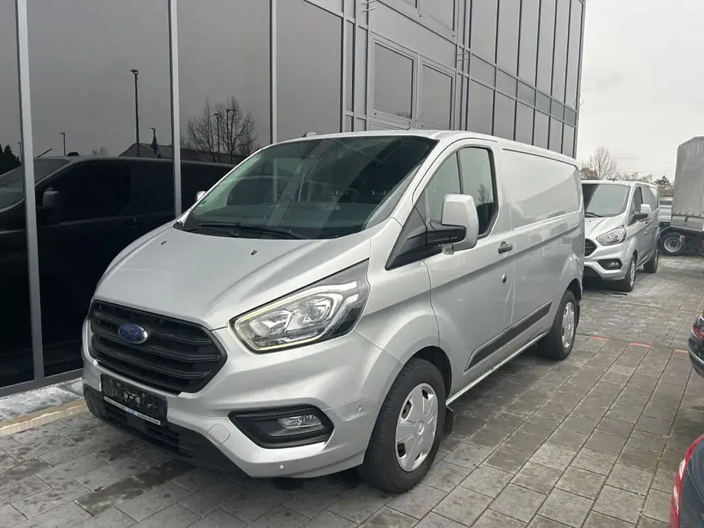 Gebraucht Ford Transit Custom Trend 131 PS (96 kW) 2020 Silber Van / Kleinbus