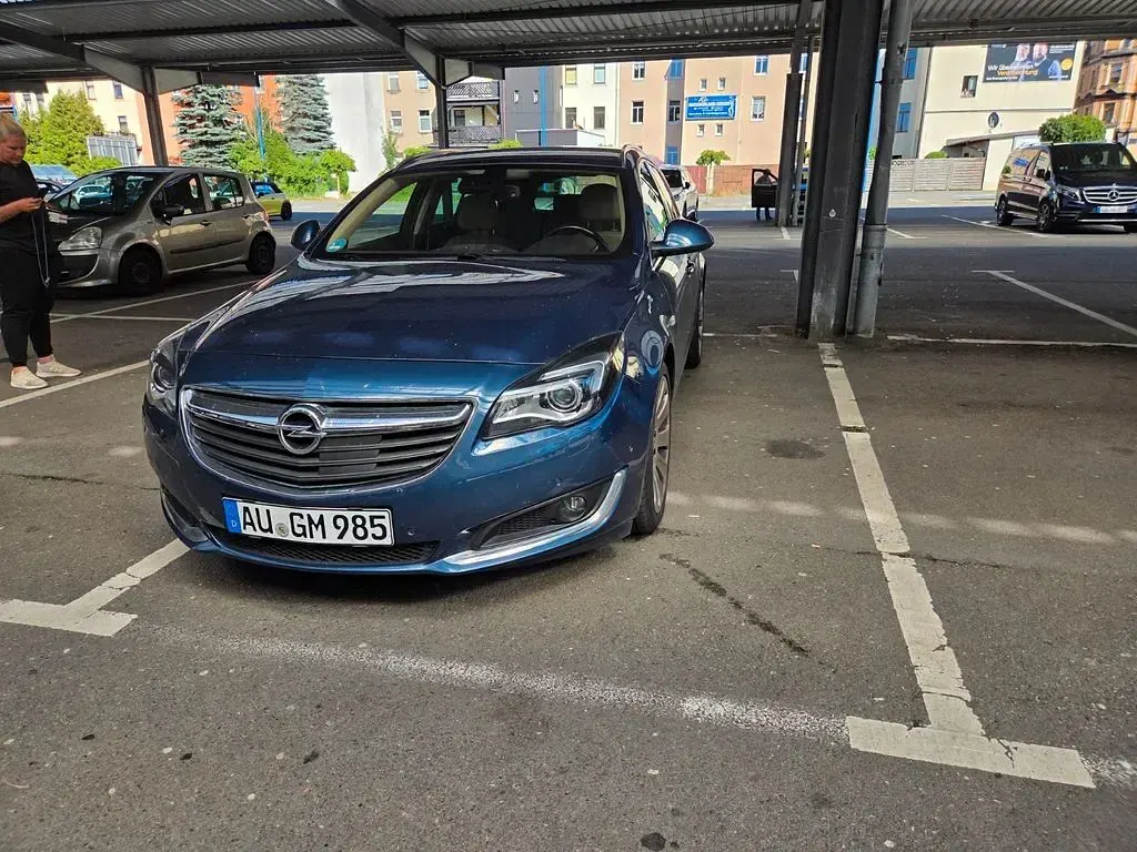 Gebraucht Opel Insignia 170 PS (125 kW) 2017 Blau Kombi