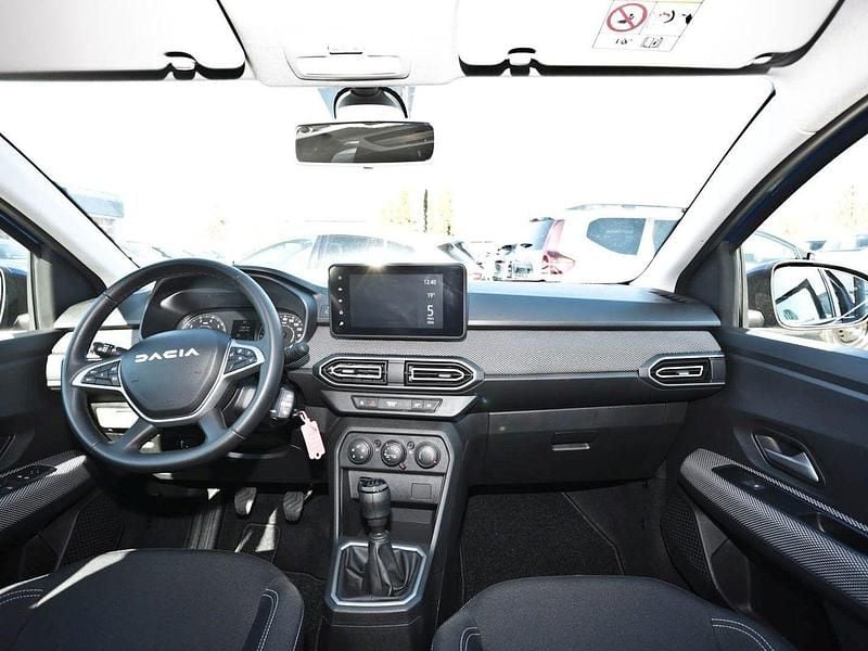 Gebraucht Dacia Sandero Expression 91 PS (66 kW) 2024 Blau SUV