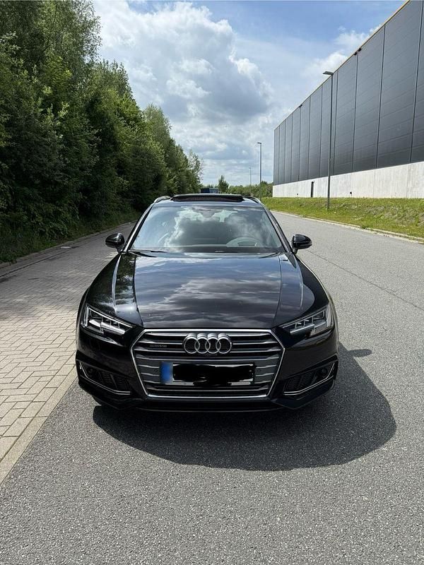 Gebraucht Audi A4 Sport 272 PS (200 kW) 2015 Schwarz Kombi