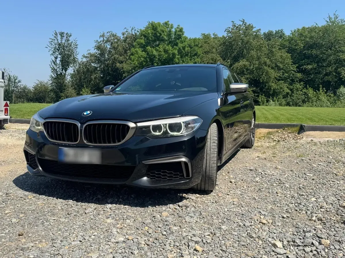 Gebraucht BMW M550 M Sport 400 PS (294 kW) 2018 Schwarz Limousine